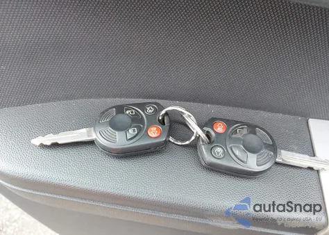 2012 Ford Escape Xlt z USA, uszkodzony, nr VIN 1FMCU9D74CKC52805